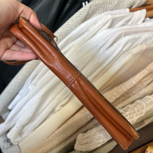 AUTHENTIC LOUIS VUITTON Monogram Brown Wristlet/Clutch Bag - Picture 12 of 17